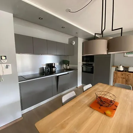 4 Pieces, 6 Personnes, Sauna, Hammam, Parking, Wifi - Fr-1-676-232 *